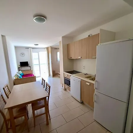 Vue サリ・ソランザラ